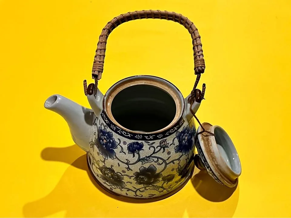 Ceramic Teapot thumbnail