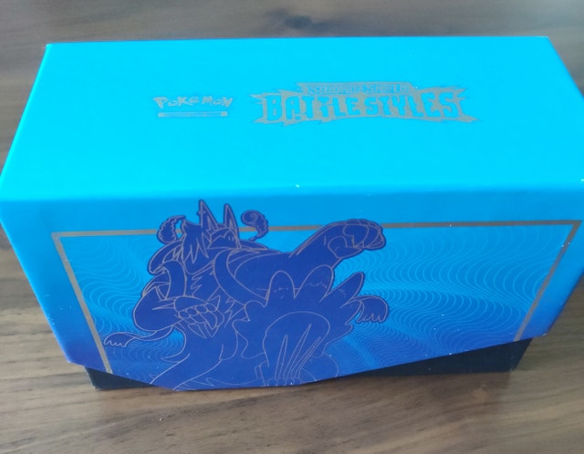 Pokémon TCG: Sword & Shield—Battle Styles Elite Trainer Box