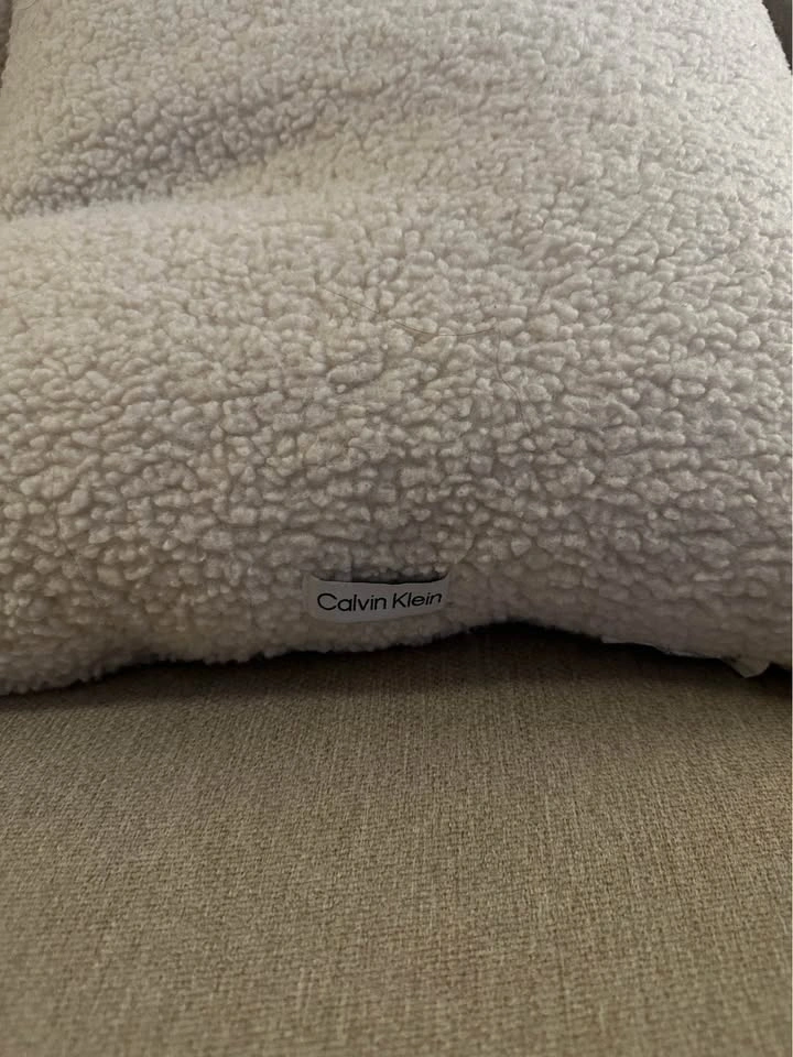 Calvin Klein Sherpa Throw Pillows - photo 2