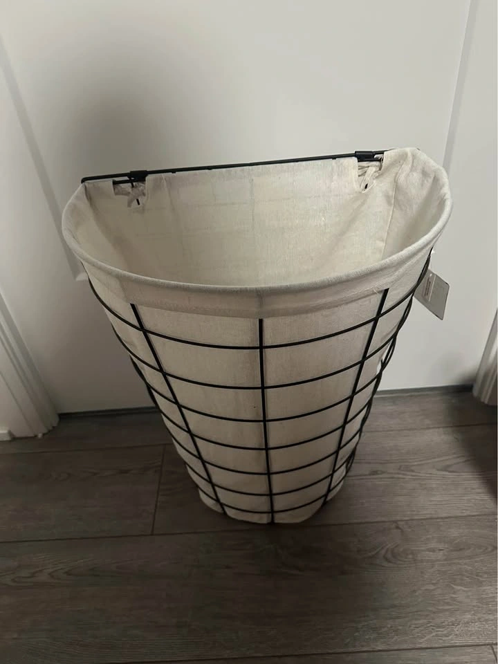 Wire Laundry Hamper with Fabric Liner - photo 4
