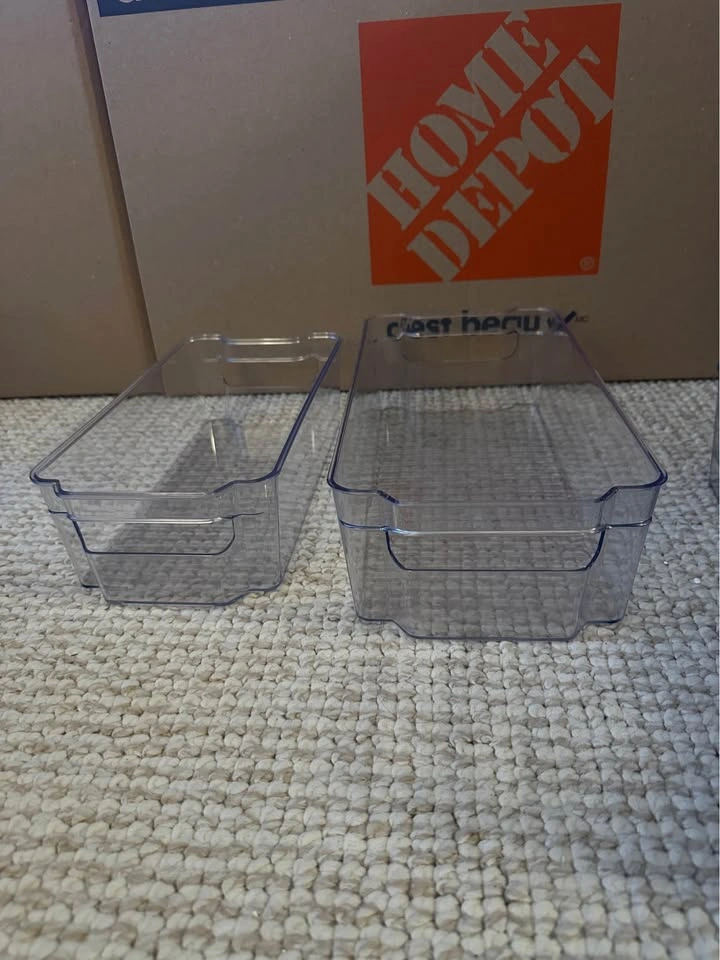 Clear Plastic Storage Bins - Set of 8 - photo 3