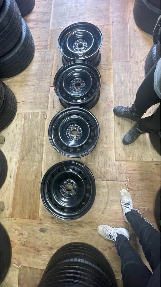 7.5x18J Steel Rims 5x114.3 - photo 4