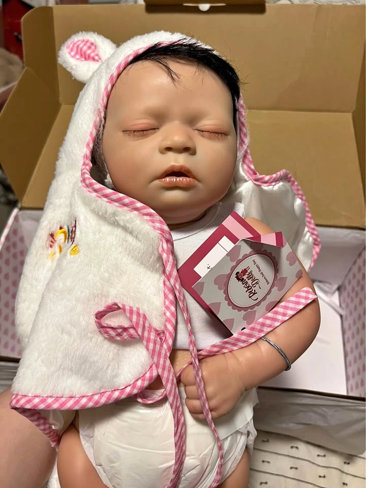 Realistic Baby doll - Never Used (Box included)