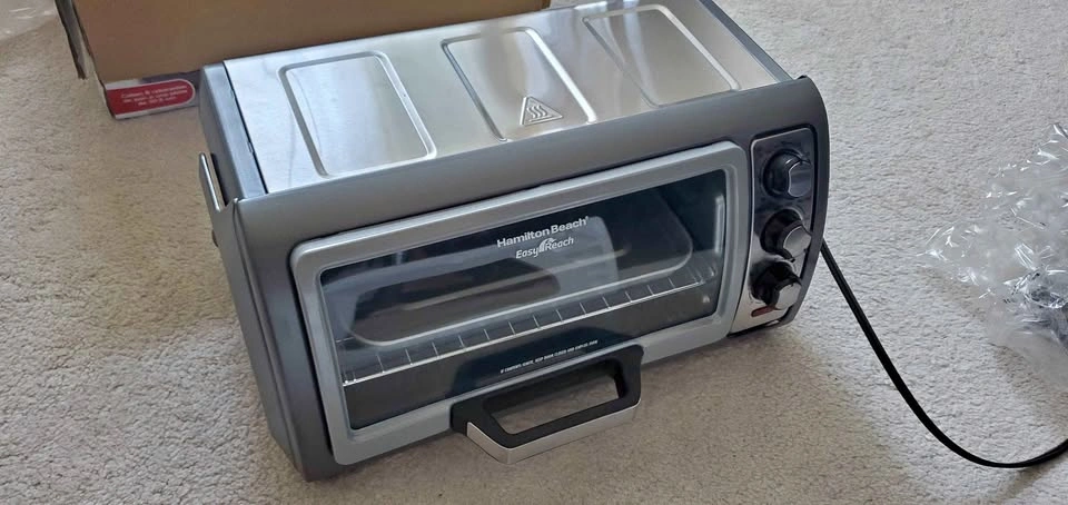 Hamilton Beach Easy Reach Toaster Oven
