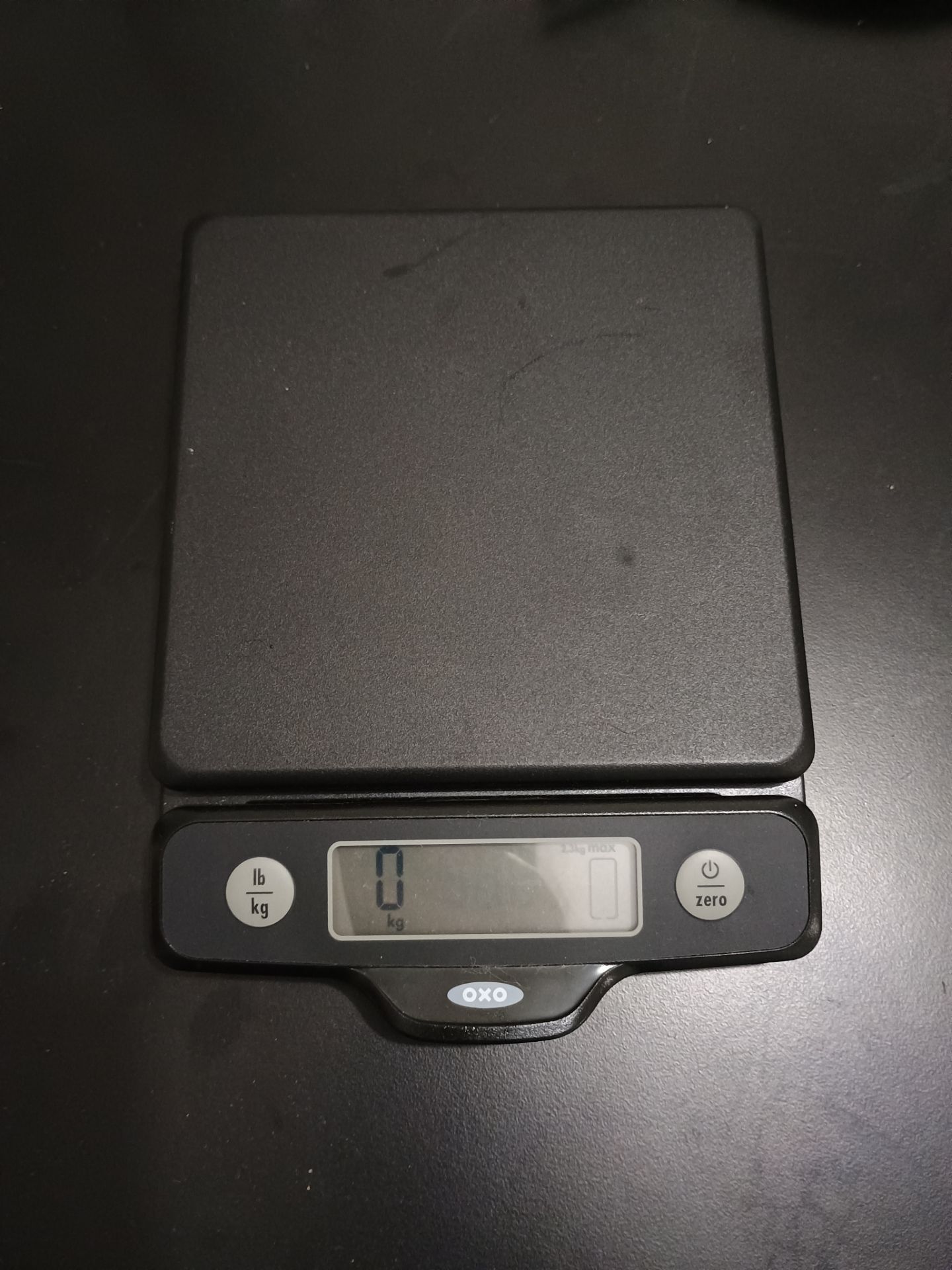 Black OXO scale (up to 5lbs)