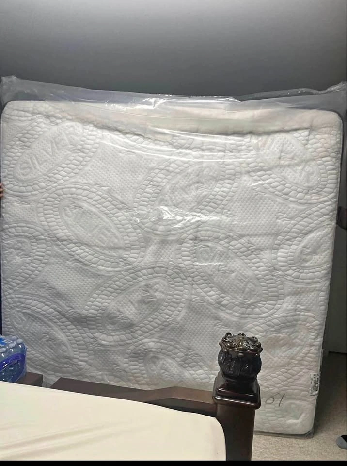 King Mattress bed