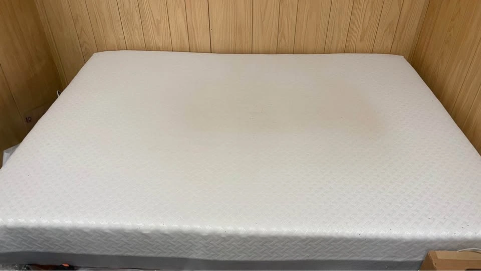 Zinus Full Size Hybrid Mattress (Memory Foam + Spring) with Box - photo 2