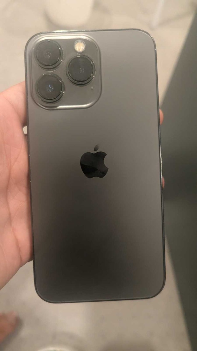 iPhone 13 Pro - 128 GB - 100% Battery Health - photo 2