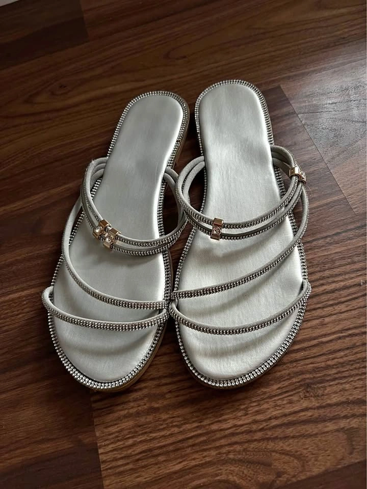 Rhinestone Flat Sandals – Size 43 (Fits Women's US 10–10.5)