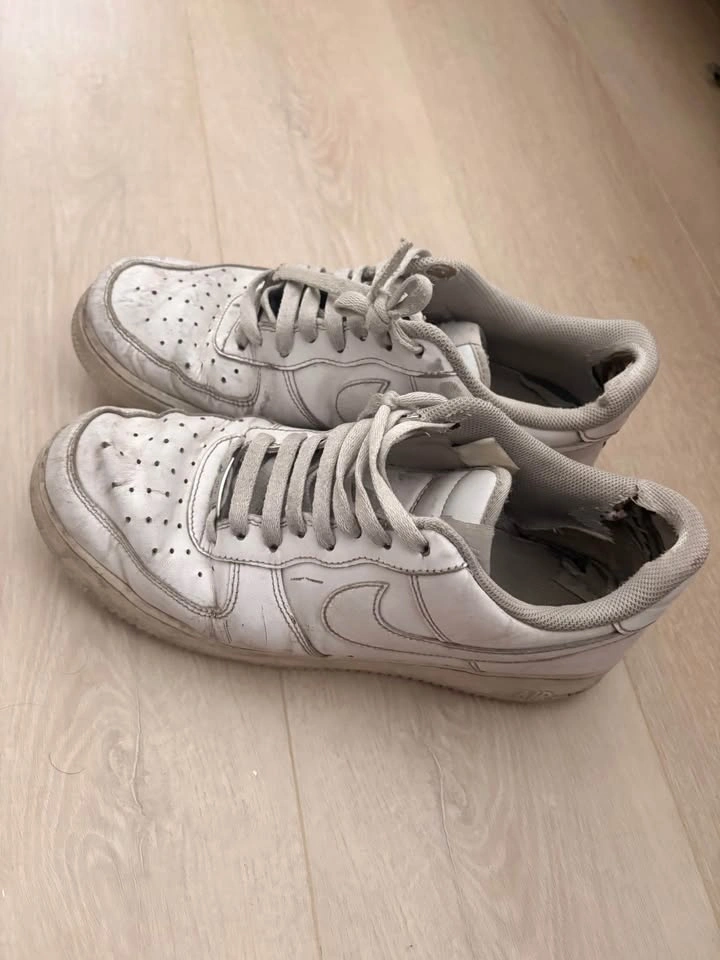 Nike Air Force 1 size 10.5 - photo 3