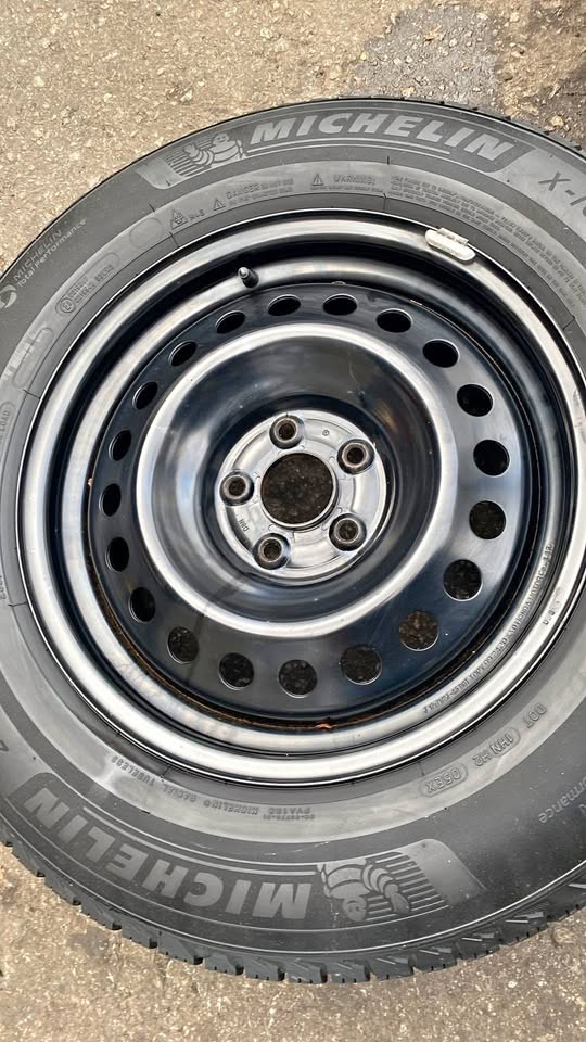 235/65R17 OEM Honda rims