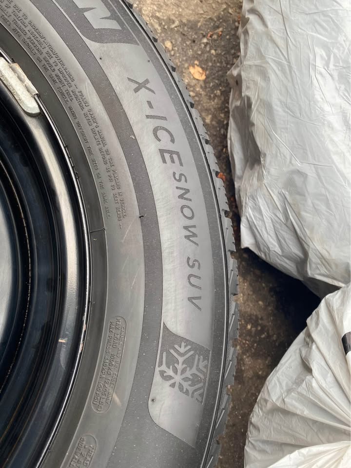 235/65R17 OEM Honda rims - photo 5