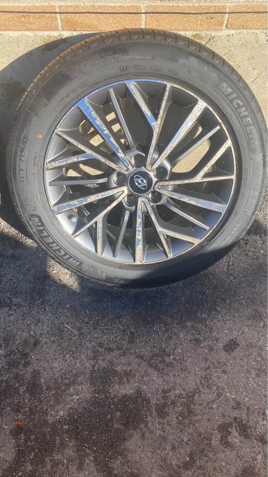 225/55R18 OEM Hyundai Tucson - photo 2