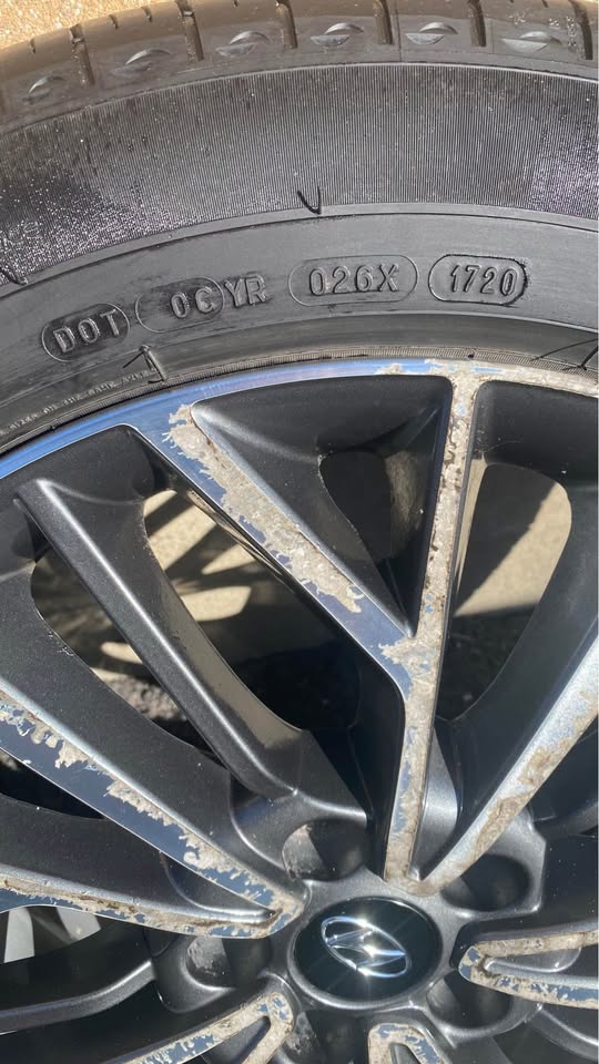 225/55R18 OEM Hyundai Tucson - photo 3