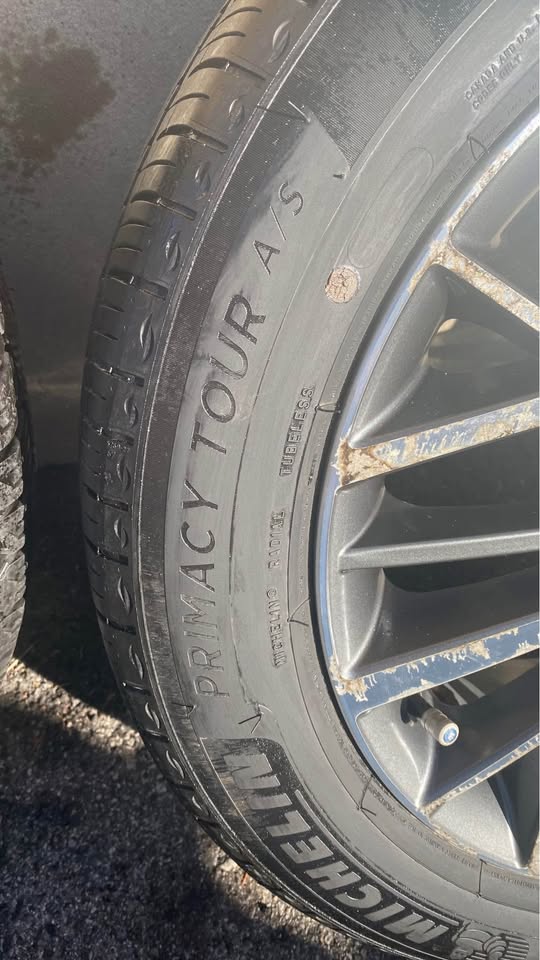 225/55R18 OEM Hyundai Tucson - photo 4