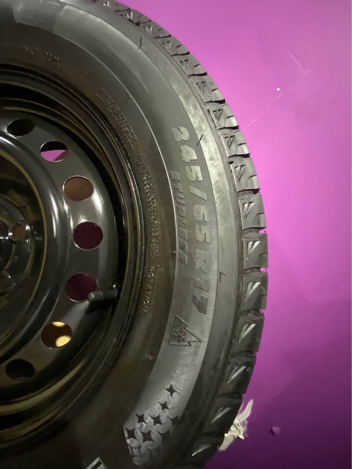 245/65R 17 Honda Ridgeline Michelin Snow Tires - photo 3
