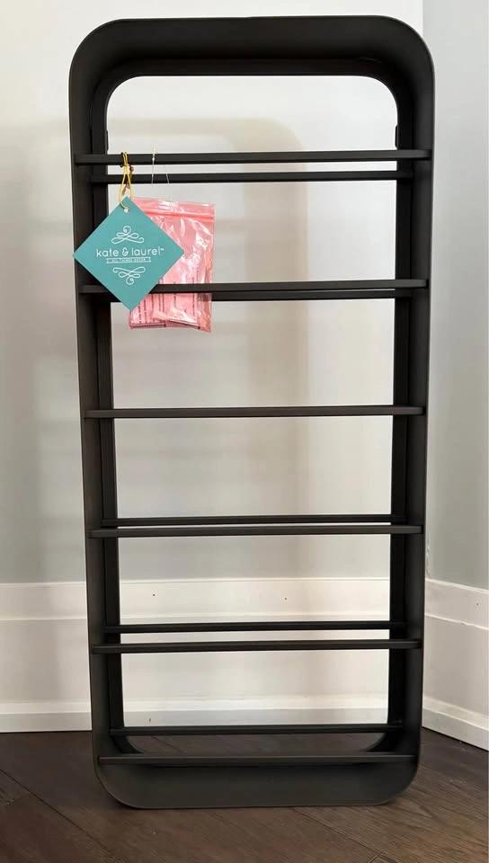 Kate & Laurel 6 bottle metal wall mounted wine rack