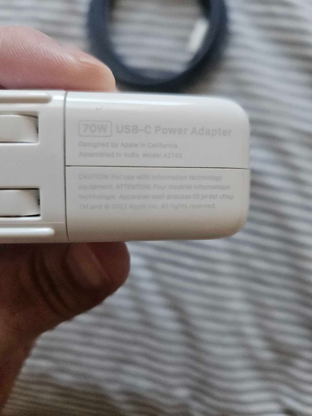 Apple 70w charger and MagSafe cable - photo 2