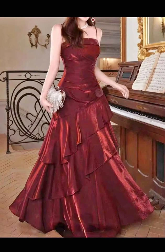 Women Elegant Chic Burgundy Prom Dress