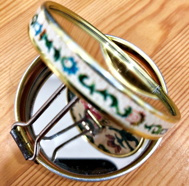 Vintage Marked Japan Decorative Compact Mirror - photo 3