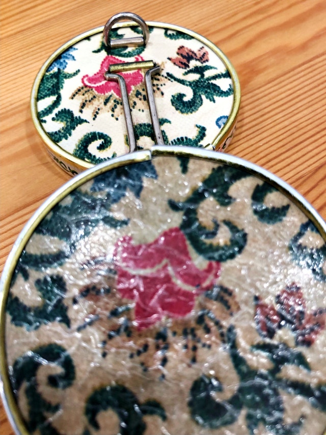 Vintage Marked Japan Decorative Compact Mirror - photo 4