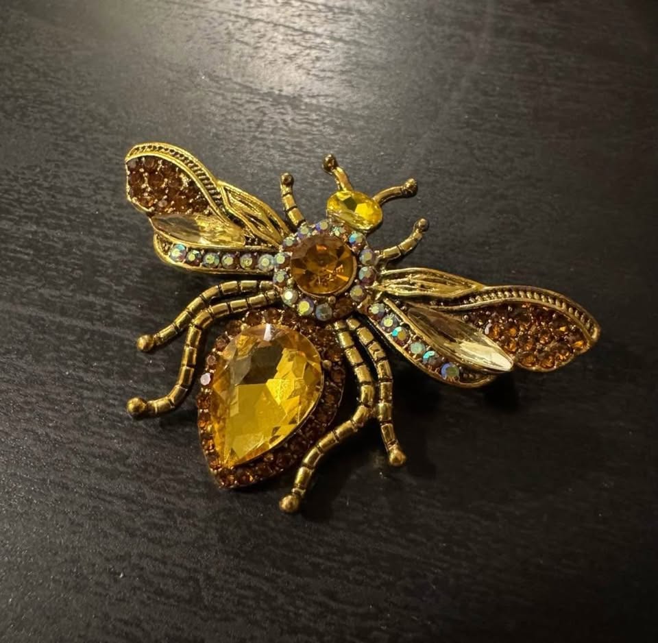 Luxe Amber Yellow Crystal Gold Tone Bumble Bee Brooch Pin - photo 3