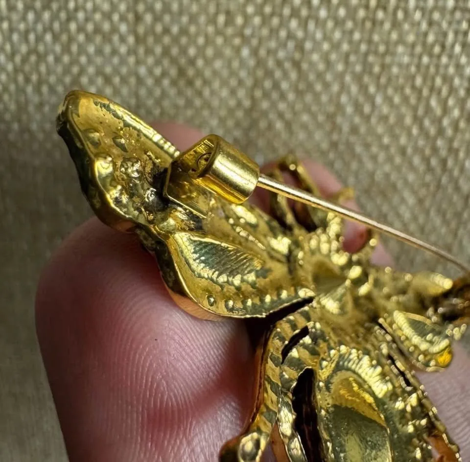 Luxe Amber Yellow Crystal Gold Tone Bumble Bee Brooch Pin image indicator(7)