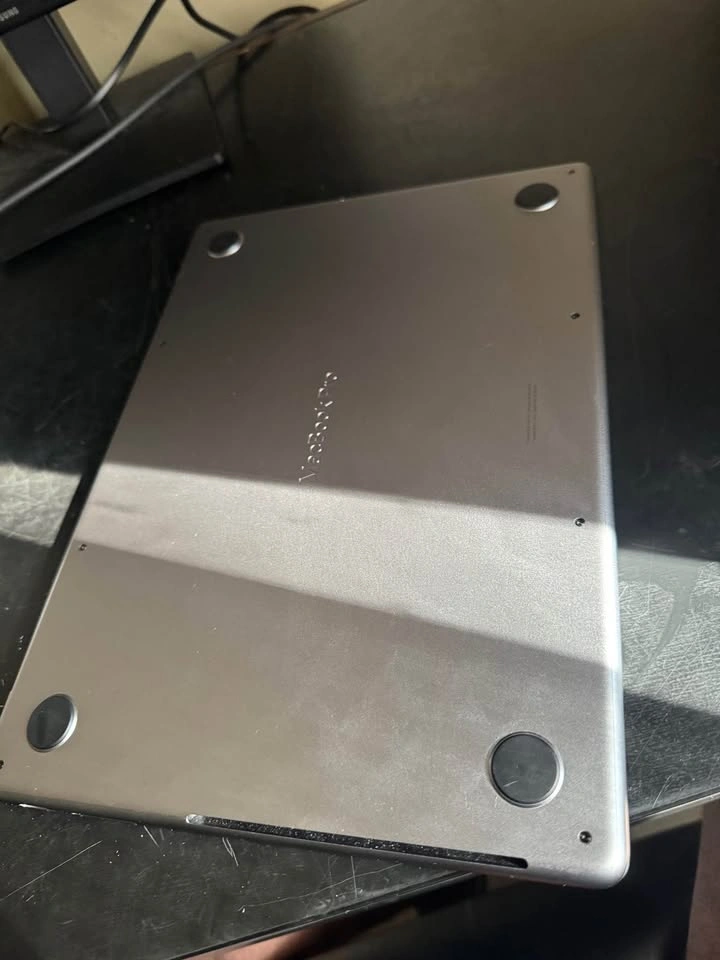 14" Macbook Pro with an Apple M3, 512 SSD, 8GB RAM - photo 5