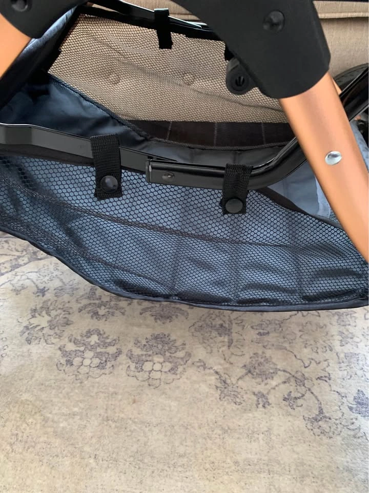 Black/Rose Gold Luxury Pet Stroller - Detachable Carrier - photo 5