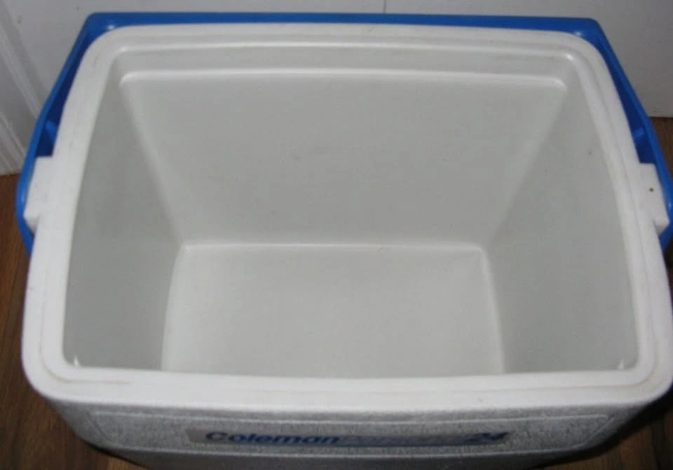 Vintage Coleman Cooler with Tray in Lid - photo 2