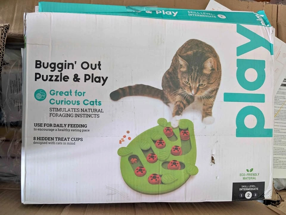 Cat treat puzzle
