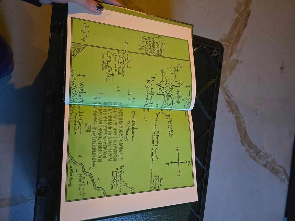 1966 The Hobbit Collectors Edition By Tolkien - photo 3
