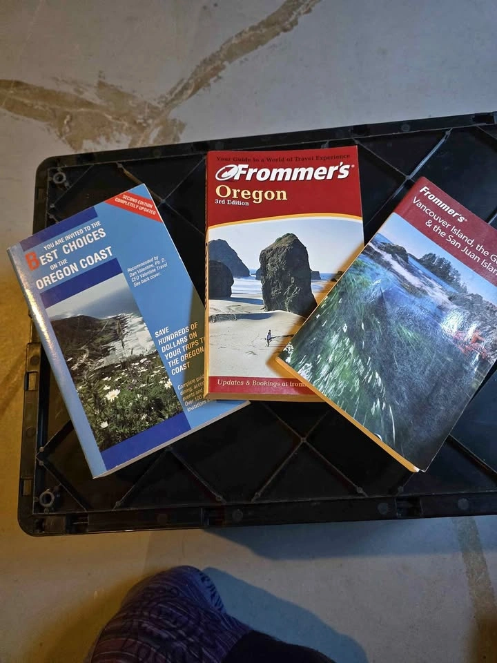 PNW traveling books