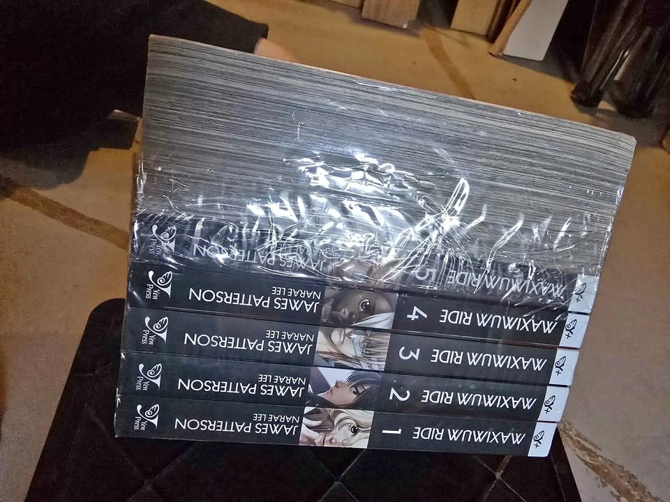 Maximum ride Manga series