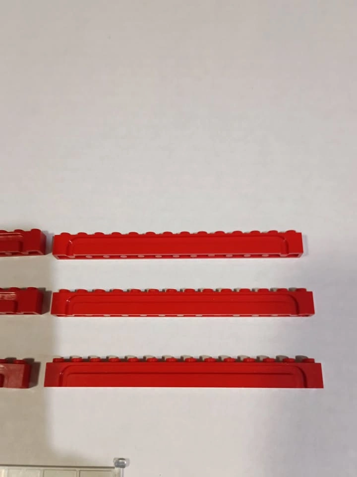 LEGO Transparent/Clear Garage Roller Door Sections & Track - photo 5