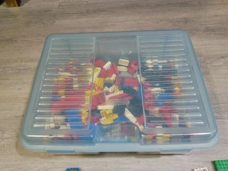 Lot of 5 Pounds of Vintage Lego Blocks and Pieces - photo 5