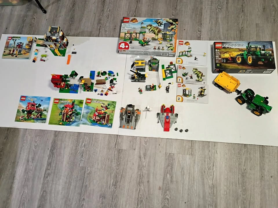 Lego Lot: Jurassic World, Star Wars, Creator, John Deere