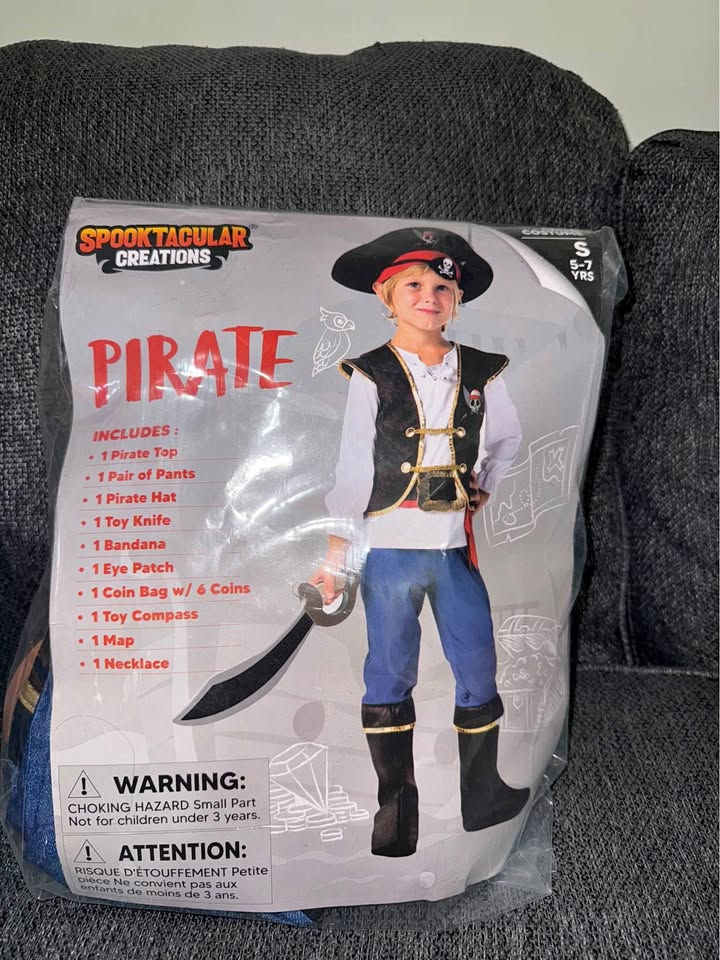 🏴‍☠️ Pirate Costume for Kids – Size S (5-7 years) 🏴‍☠️