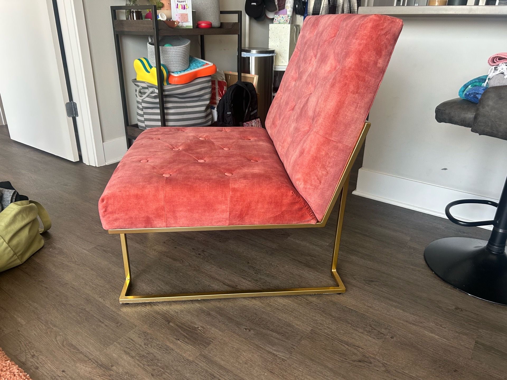 Comfy pink chair