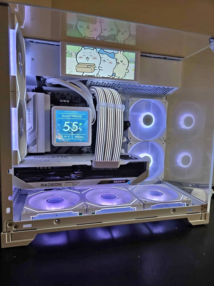 Brand new 4k gaming pc with 7800x3d and 9070xt
