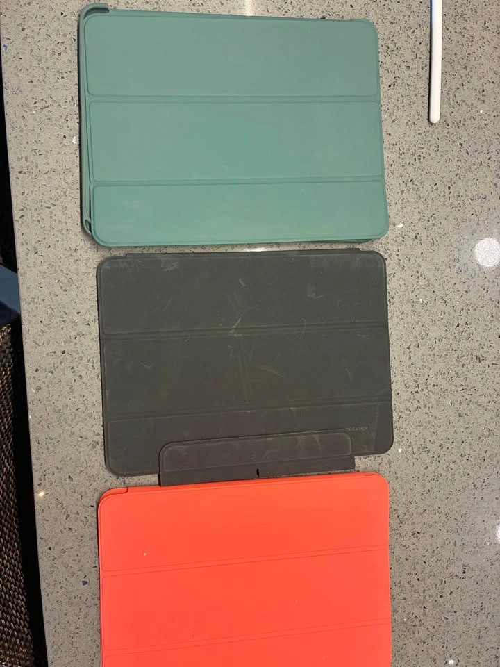 iPad Pro 11-inch (3rd Gen, M1) + Apple Pencil 2 & Accessories - photo 5