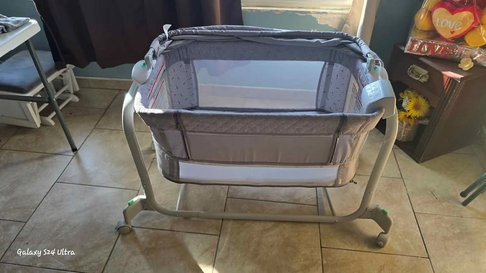 INGENUITY baby crib - photo 2