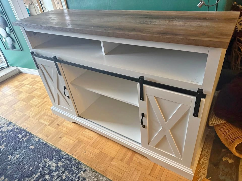Farm house Tv console with sliding doors