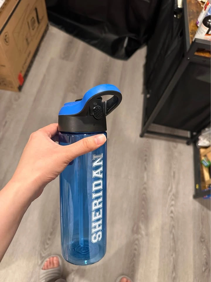 Never used Sheridan College sport Water Bottle - photo 4