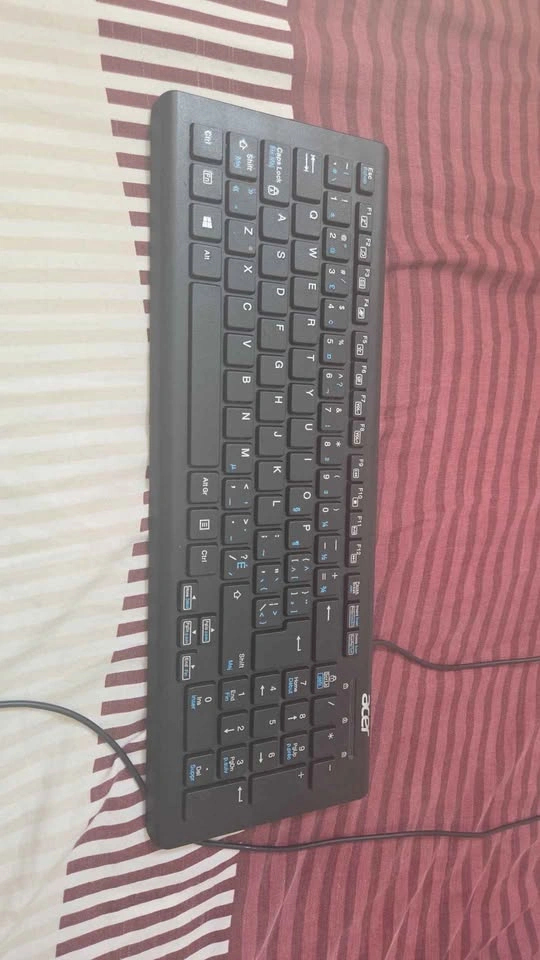 Acer and Verbatim Wired Keyboards - photo 4