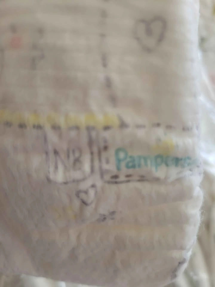 Pampers Newborn Diapers - photo 3
