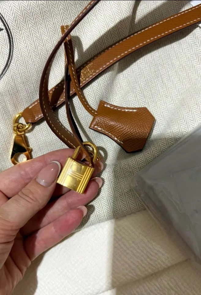 👜 Kelly 28 Sellier – Gold, Gold Hardware Excellent Condition - photo 3