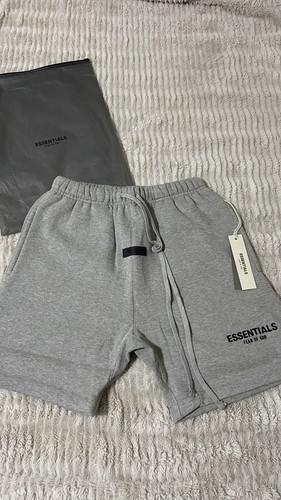 BRAND NEW ESSENTIALS SHORTS