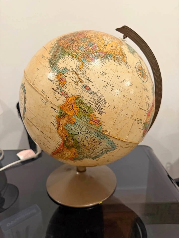 Vintage 1970s 12” Replogle World Globe