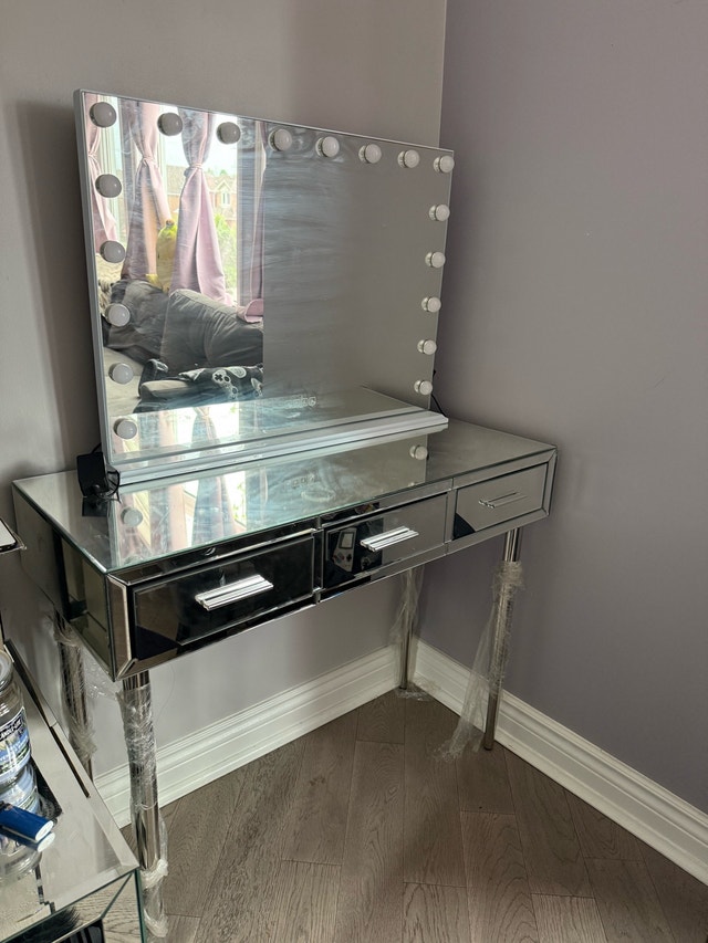 Bluetooth mirror vanity light make up table with chair stool